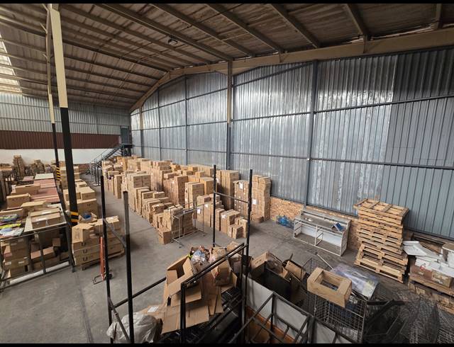 1,589M² FACTORY TO LET IN BOKSBURG EAST